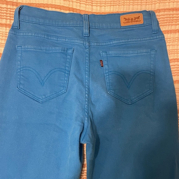 Vintage Levi Jeans! - Picture 6 of 6